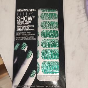 Maybelline Color Show Fashion Prints Nail Stickers - Vibrant Green